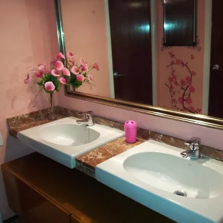 Valparaiso Seafront *